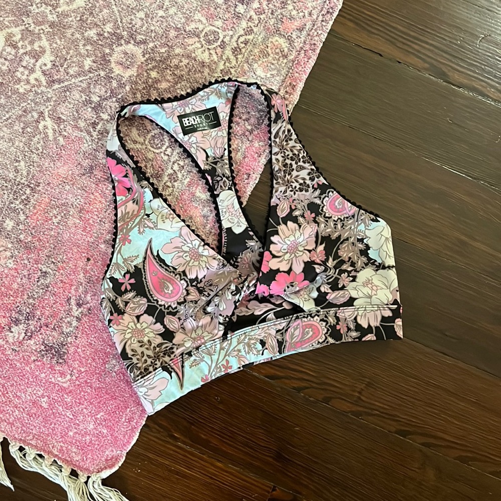 Beach riot bra top